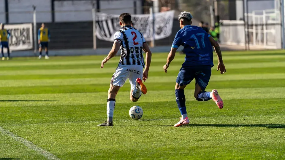 Manchester United Free Agent Targets: A Sceptic’s Guide to the Summer Bargain Bin