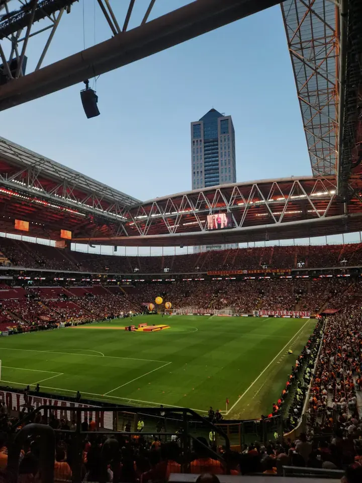Manchester United Transfer Rumors: What Liverpool Fans Should Know This Summer