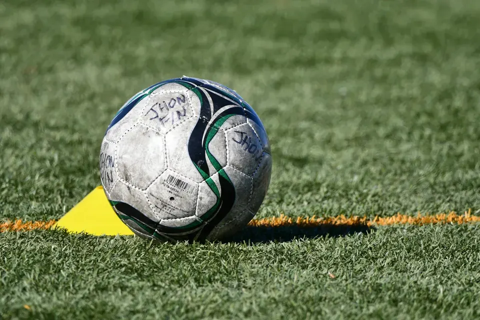 Momentum Shifts: The Anatomy of a Game-Changing Sequence in Liverpool’s Tactical Playbook